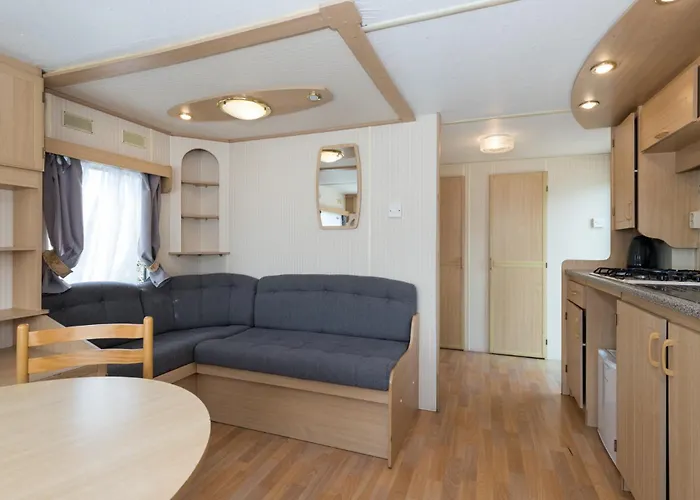 Lodge Centrum Zdrowia I Wypoczynku Jantar Darlowko